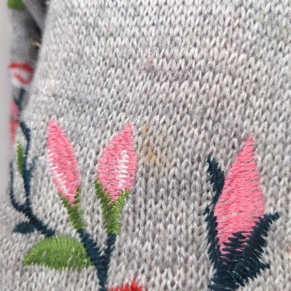 Umgee Womens Floral Embroidered Sweater Size Small Oversized Gray Slouchy Loose - Picture 9 of 16